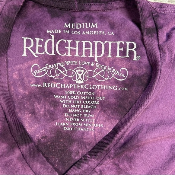 Redchapter Shirt Womens Medium Purple Vneck Peacock Regret Script Love Rock Roll - Picture 2 of 5